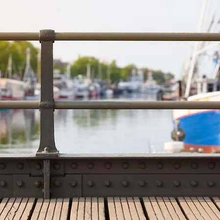 Lotsenhaus/ostseewelle