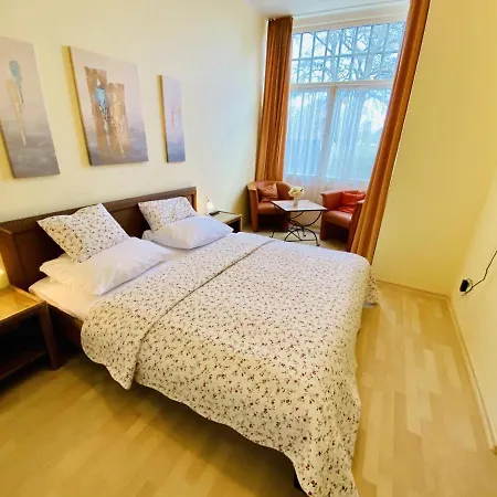 Lotsenhaus/ostseewelle * Rostock